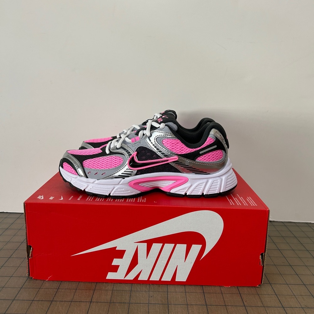Nike V5 RNR ‘Pink Spell Wolf Grey’ Womens